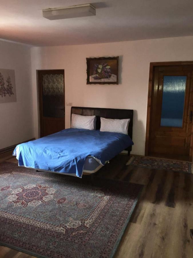 Casa Mirela Hotell Turda Eksteriør bilde